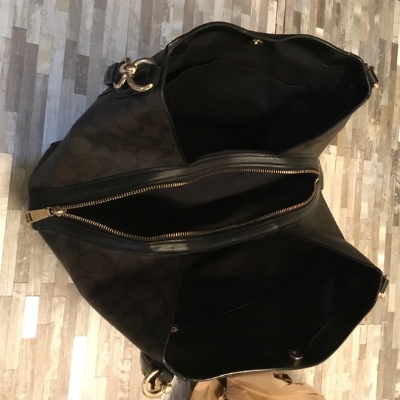 Coach Large Brown Handbag - Picture 10 of 10